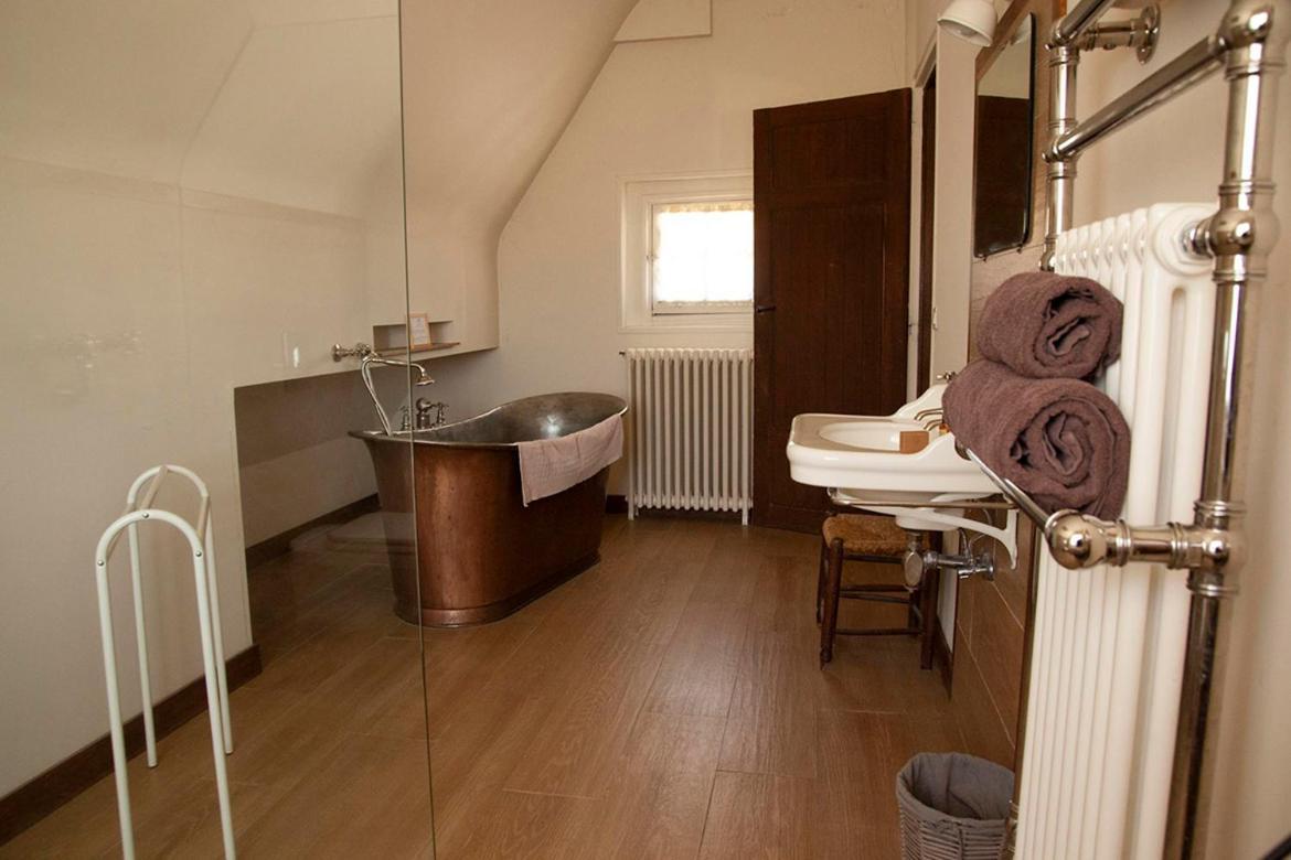 Chambres D'Hotes Manoir De Beaumarchais Les Chapelles-Bourbon Zewnętrze zdjęcie
